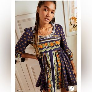 Urban Outfitters Edith mini dress size small